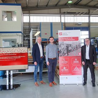 Efficient tool management in machining of high-temperature alloys