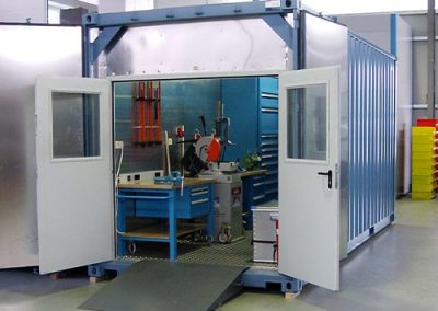AWB workshop container in high design with more headroom